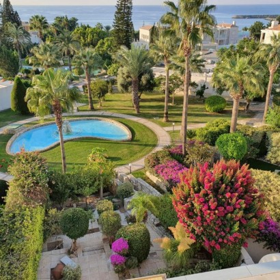 Thera Beachfront Apartment 