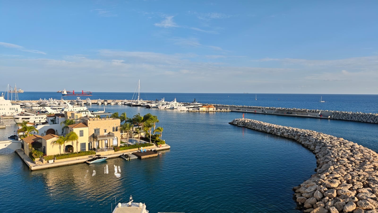 Castle Residence Luxury Apartment