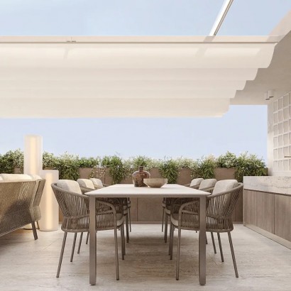 Aphelion 302: Top-Floor Penthouse with Roof Garden in Kapsalos