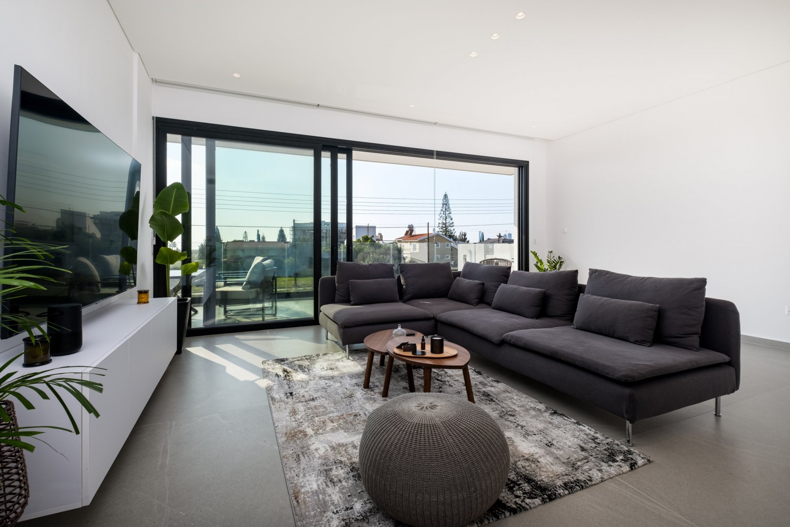 2-Bed Sea View Apartment In Germasogeia – Simplicity 2