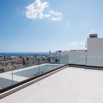 4-Bed Penthouse with Large Roof Terrace for Sale in Ayios Athanasios